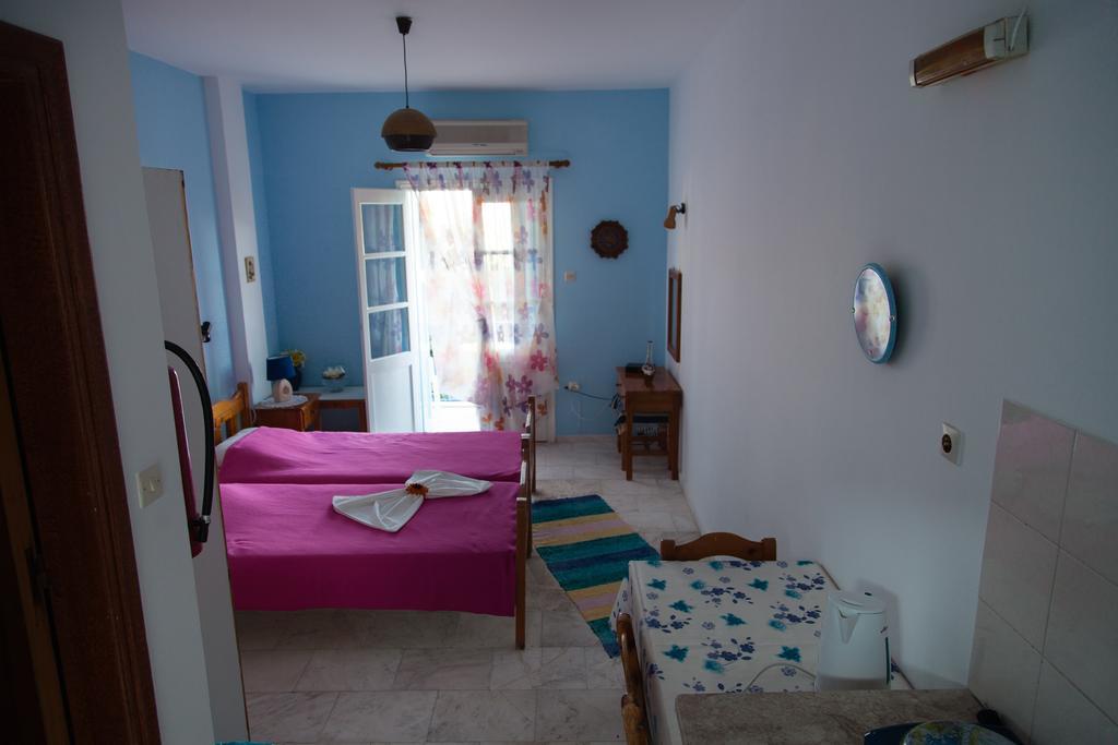 Studios Kollias Panormos  Kamer foto